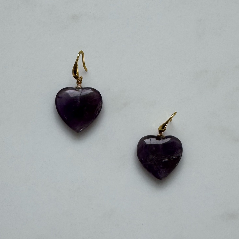 NWOT Tuckernuck Amethyst Heart Earrings
